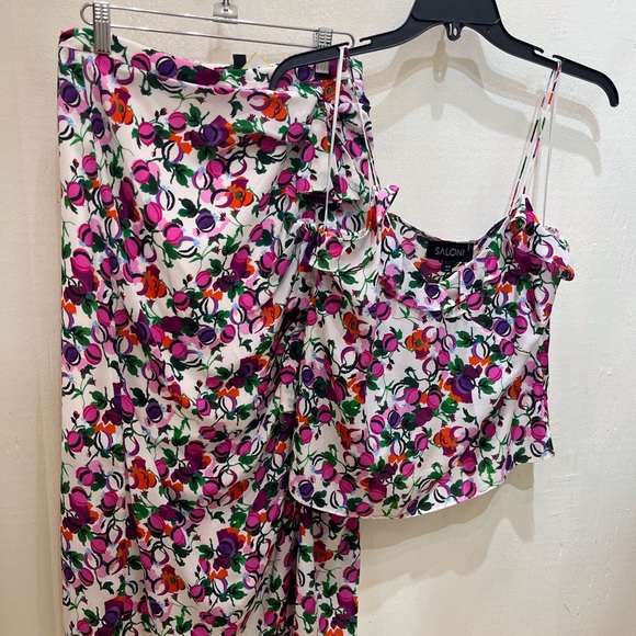 Saloni 2PC Set - Picture 4 of 9